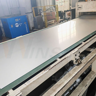 Hoge hardheid 1500 mm Breedte Inox Mill Finish Plate 3000 mm Lengte 0,9 mm Roestvrij staal koudgewalst plaat 2B Oppervlak