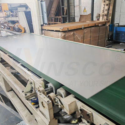 Hoge hardheid 1500 mm Breedte Inox Mill Finish Plate 3000 mm Lengte 0,9 mm Roestvrij staal koudgewalst plaat 2B Oppervlak