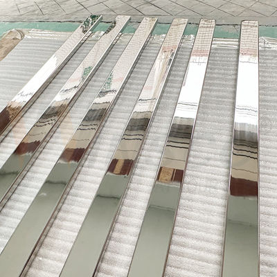 SUS 304 8K Spiegeloppervlak PVD Kleur Inox rechthoekige buis 30mmx10mm Grootte 1,2mm 1,5mm Dikke roestvrijstalen badkamerpijp