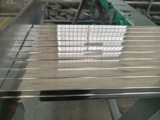 Hoogwarmtebestendige austenitische staallegering voor glas van 12 mm en 24 mm dik