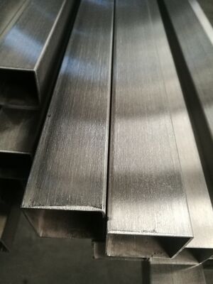 Hoogwarmtebestendige austenitische staallegering voor glas van 12 mm en 24 mm dik