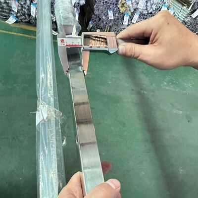 304L roestvrijstalen buis spiegel gepolijst ronde vierkant rechthoekige buis met aangepaste lengte voor handrail gebouw decoratie