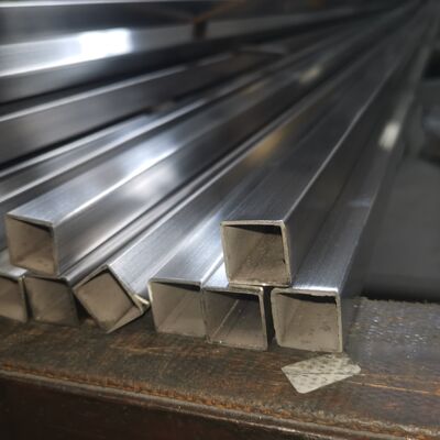 0.6mm-3.5mm Dikte Spiegel Satinoppervlak 201 304 316 Graad 30mmx30mm Roestvrij staal Inox Vierkante buis