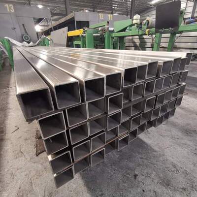 SUS 201 304 316 Spiegelsatine Afgewerkte roestvrij gesoldeerde buis 0,7 mm-3,5 mm Dikte Ruimtebuis van roestvrij staal 40 mmx40 mm