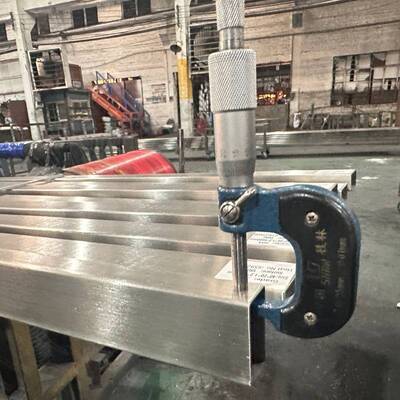 40×20×1.2mm 304 Stainless Steel Rectangular Tube – 180G Brushed Finish